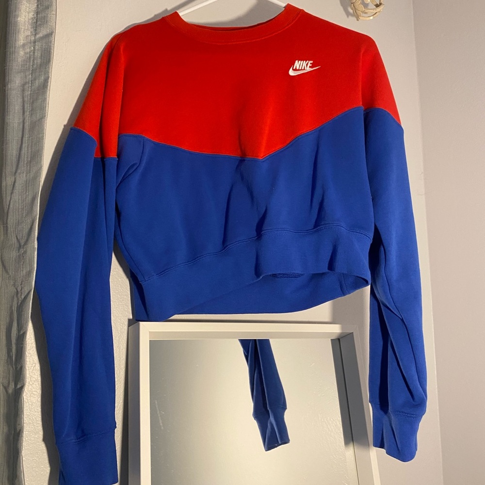 💙❤️NIKE COLORBLOCK CROPPED SWEATER❤️💙